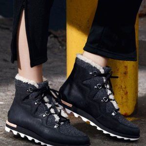 Sorel Sneakchic winter boot